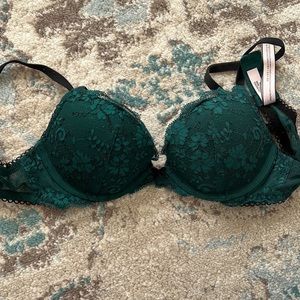 Victoria’s Secret dream angels push up bra